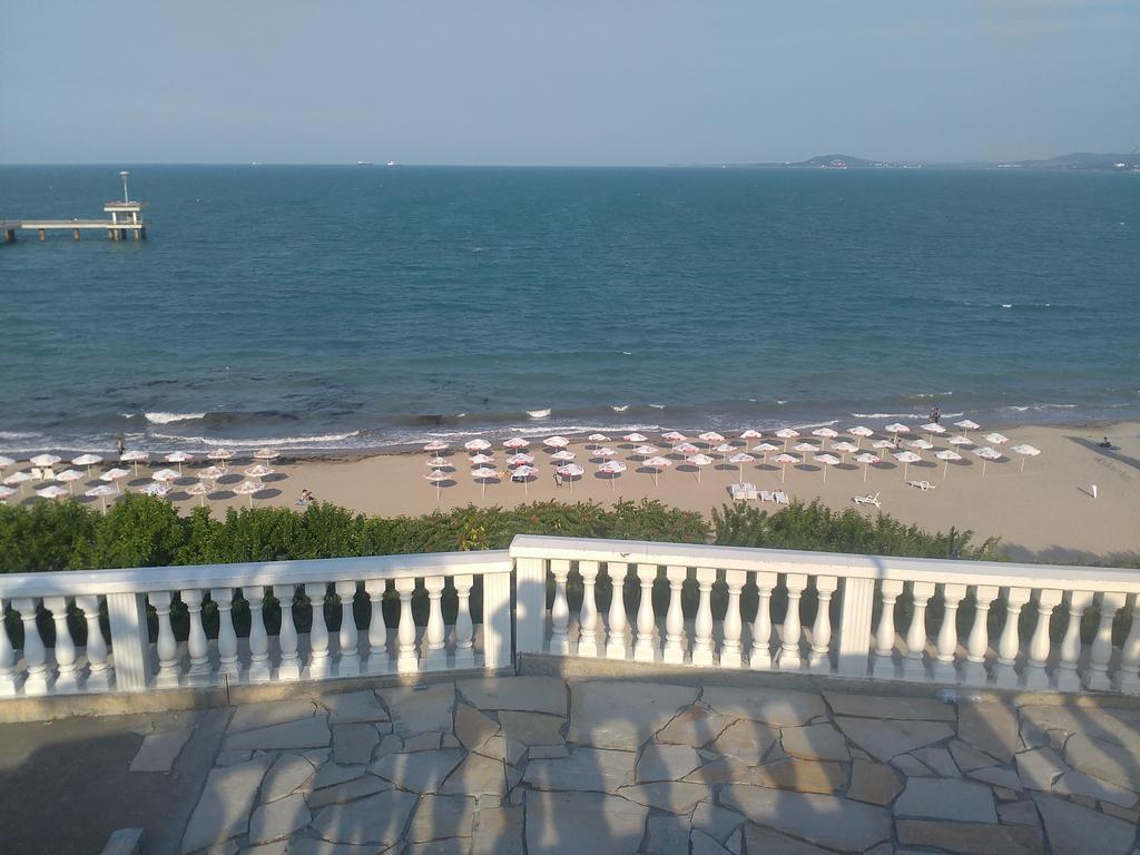 Flora Beach Burgas City Exterior foto