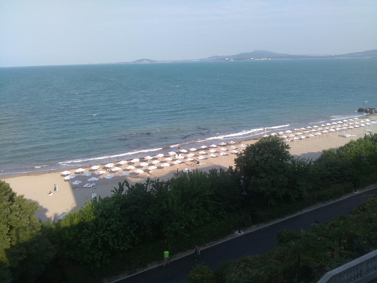 Flora Beach Burgas City Exterior foto